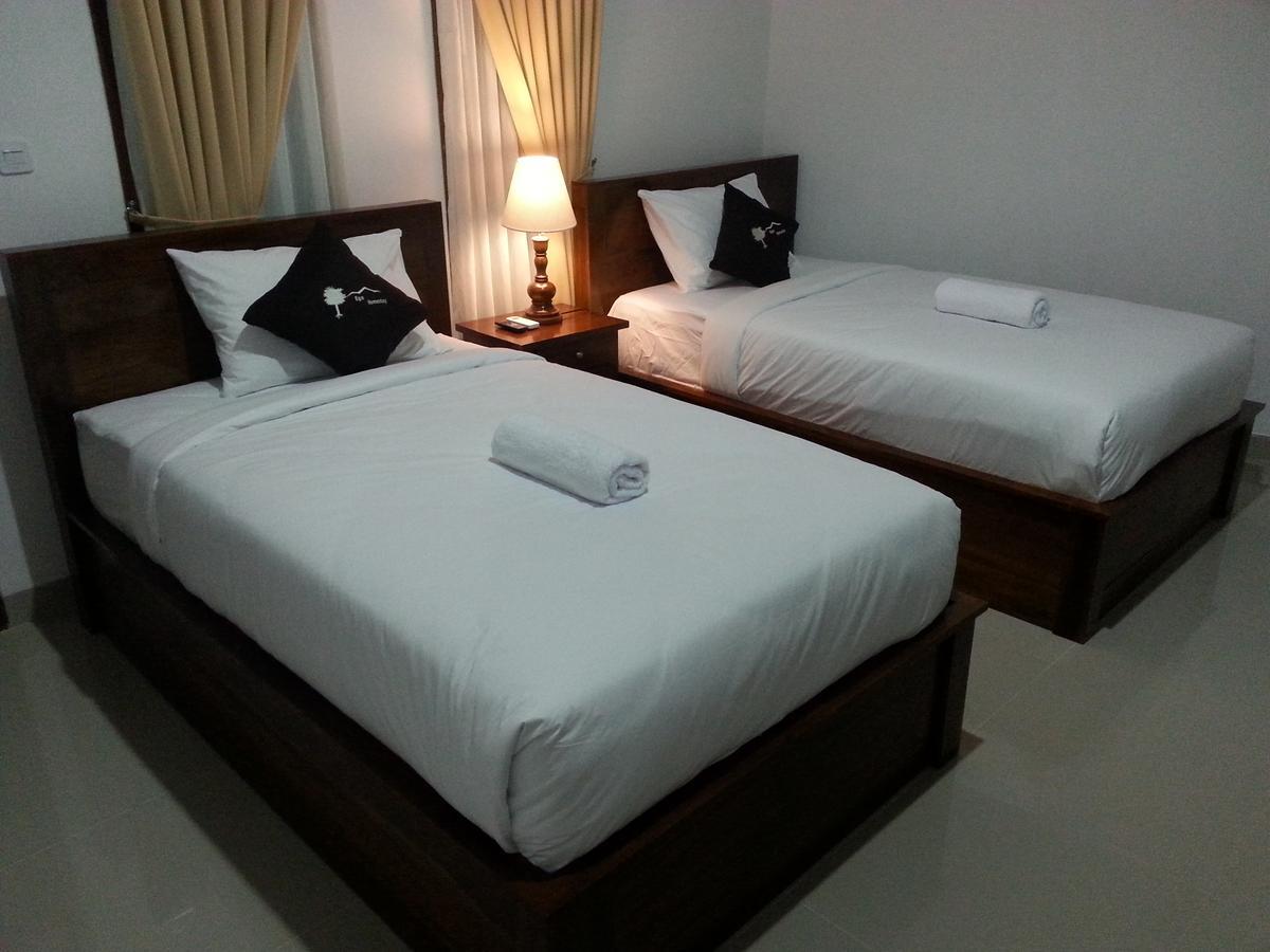 Ega Homestay Toyapakeh Exterior photo