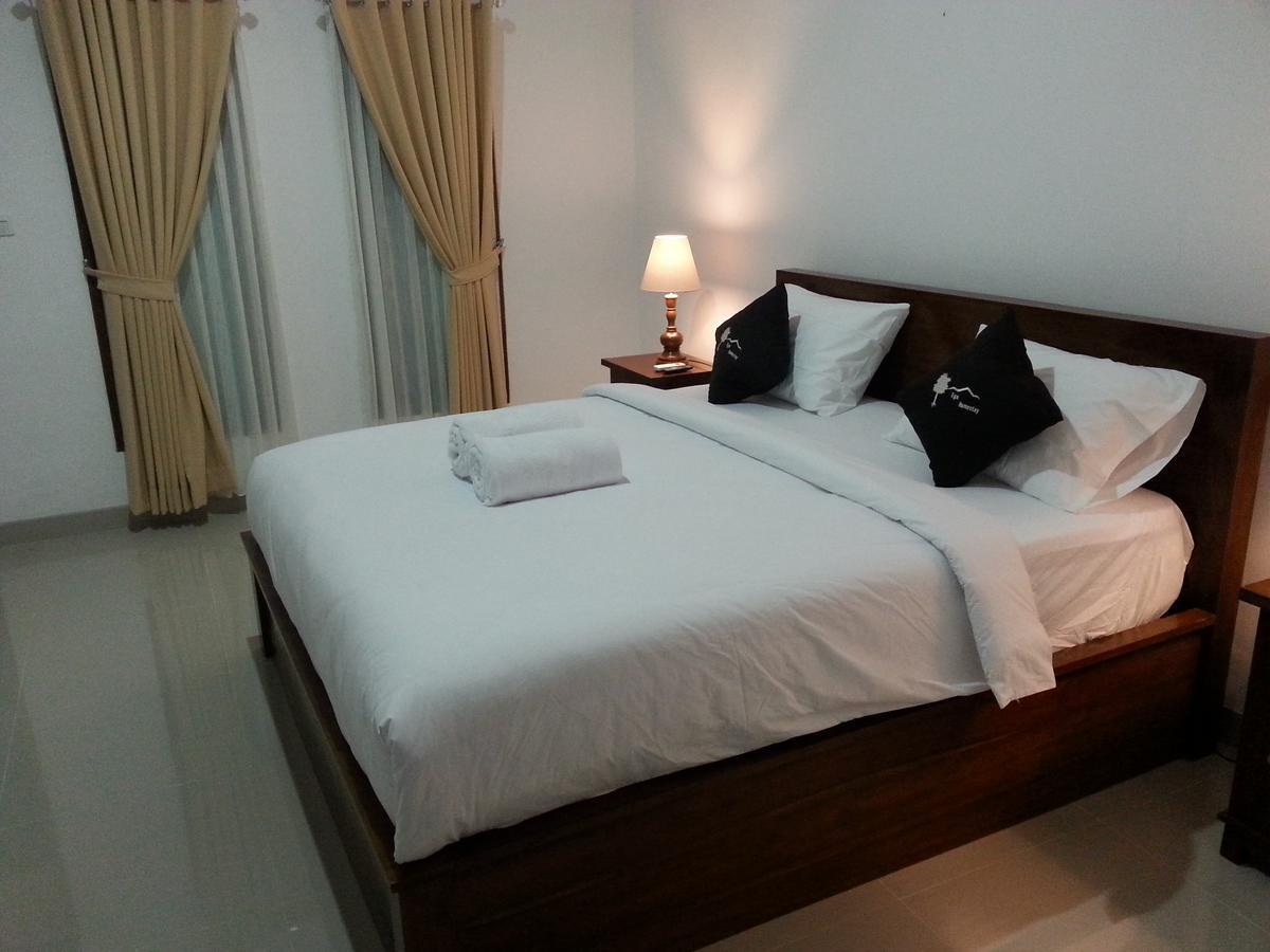 Ega Homestay Toyapakeh Exterior photo